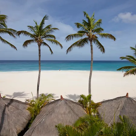 Manchebo Beach Resort And Spa-3